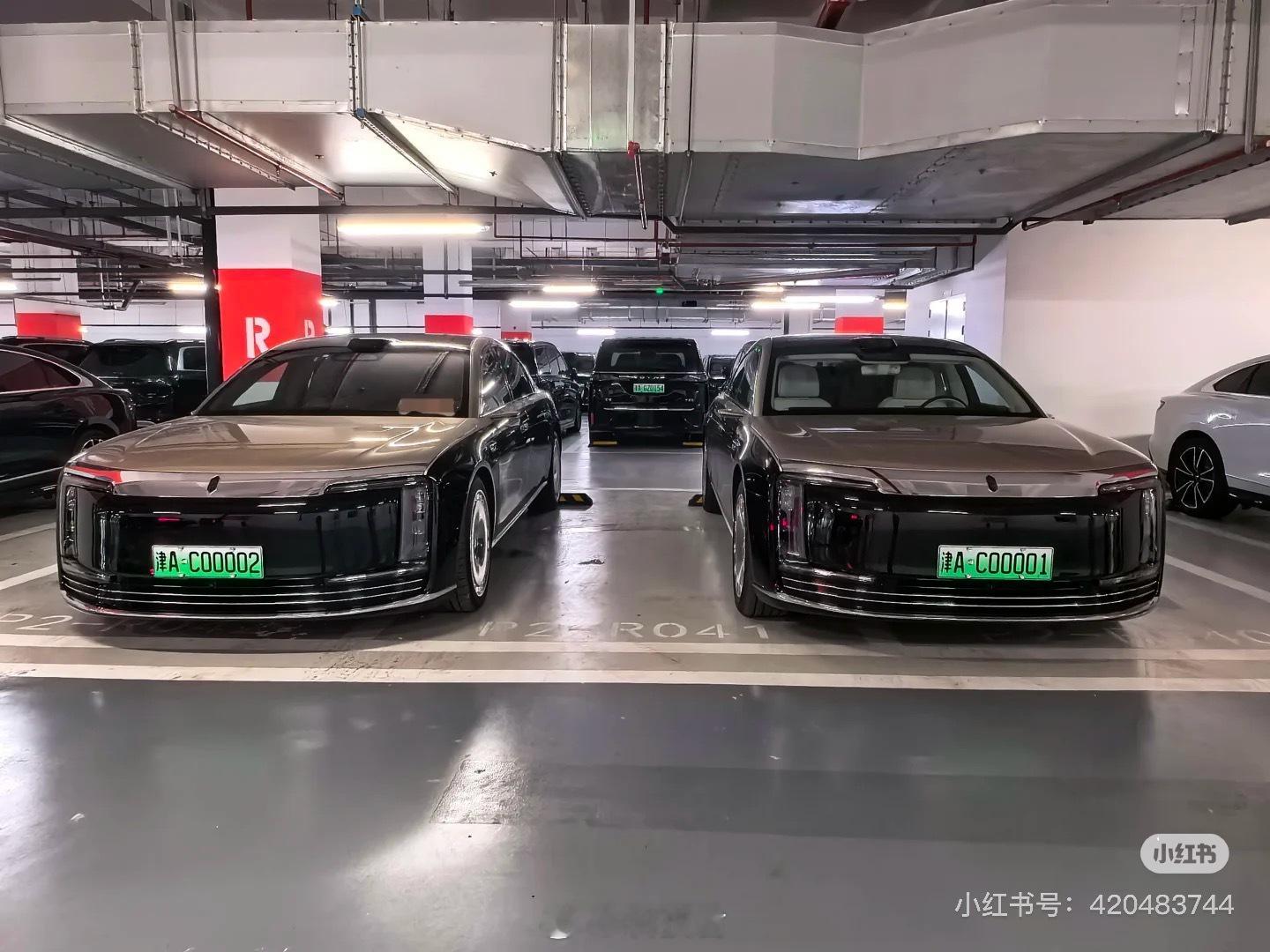 上了牌照的尊界S800，车牌号有点流弊 ​​​