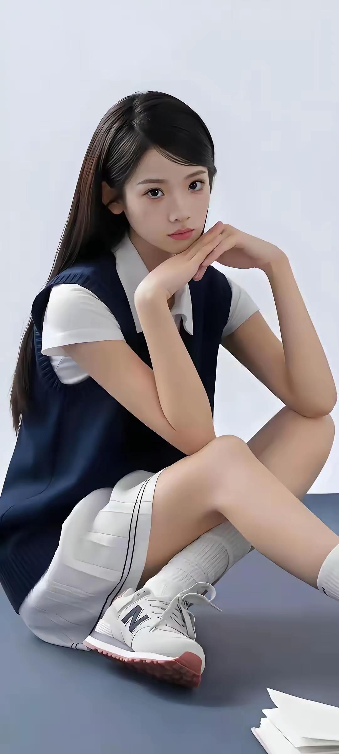 青春校园风，少女甜美穿搭，清新自然，元气满满！💕