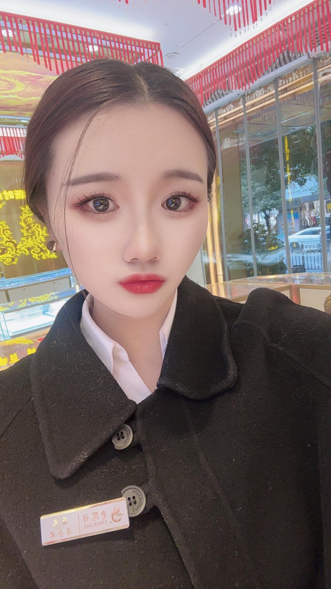 再个穷8天，2025年就算穷到头了，总体来说，今年除了心率不稳定、血压...