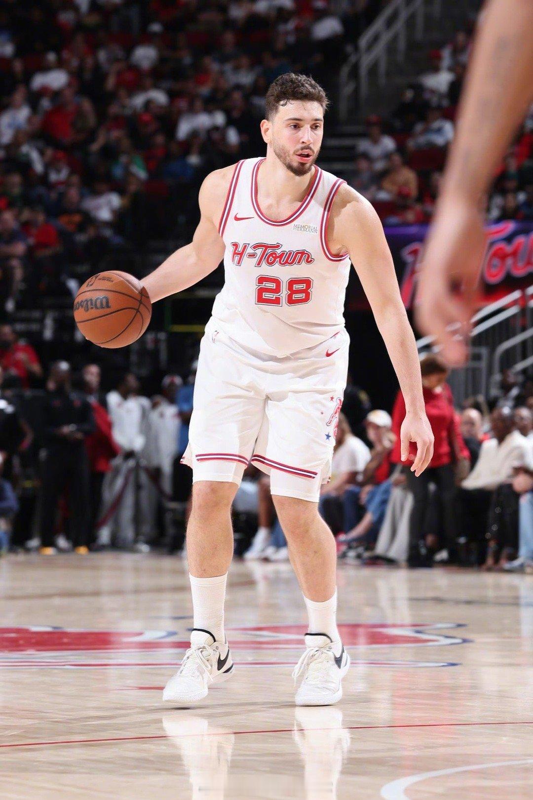 明日vs灰熊，除了杜兰特不打，申京、阿门、小贾都不打！灰熊vs火箭休斯顿火箭NB