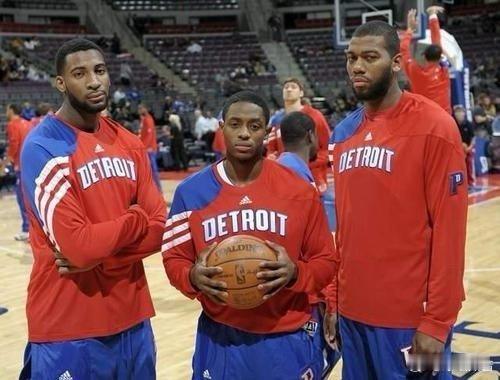 篮球周三307：活塞VS鹈鹕 篮球         活塞104-103险胜波士顿