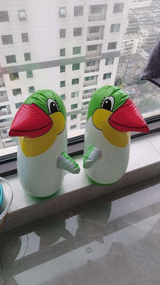 老板不地道，居然发两个颜色一样的货