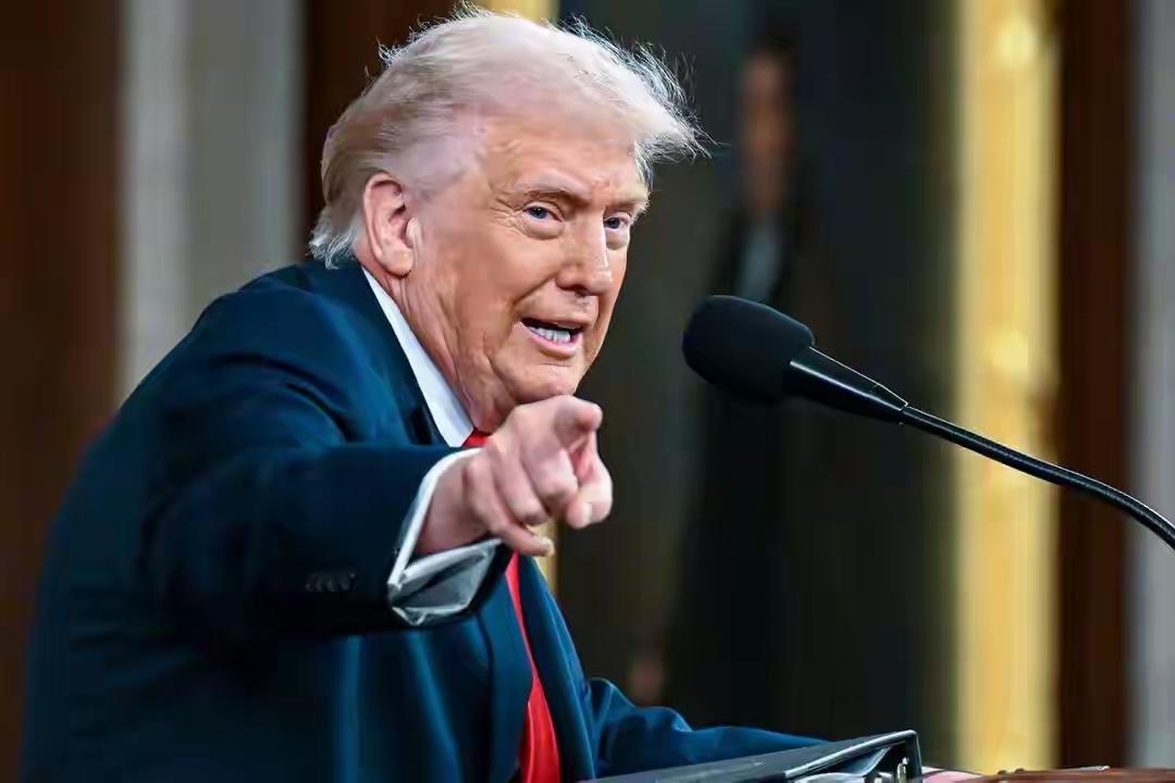 伊朗不投降，特朗普就收不了场，计划从东亚搬救兵