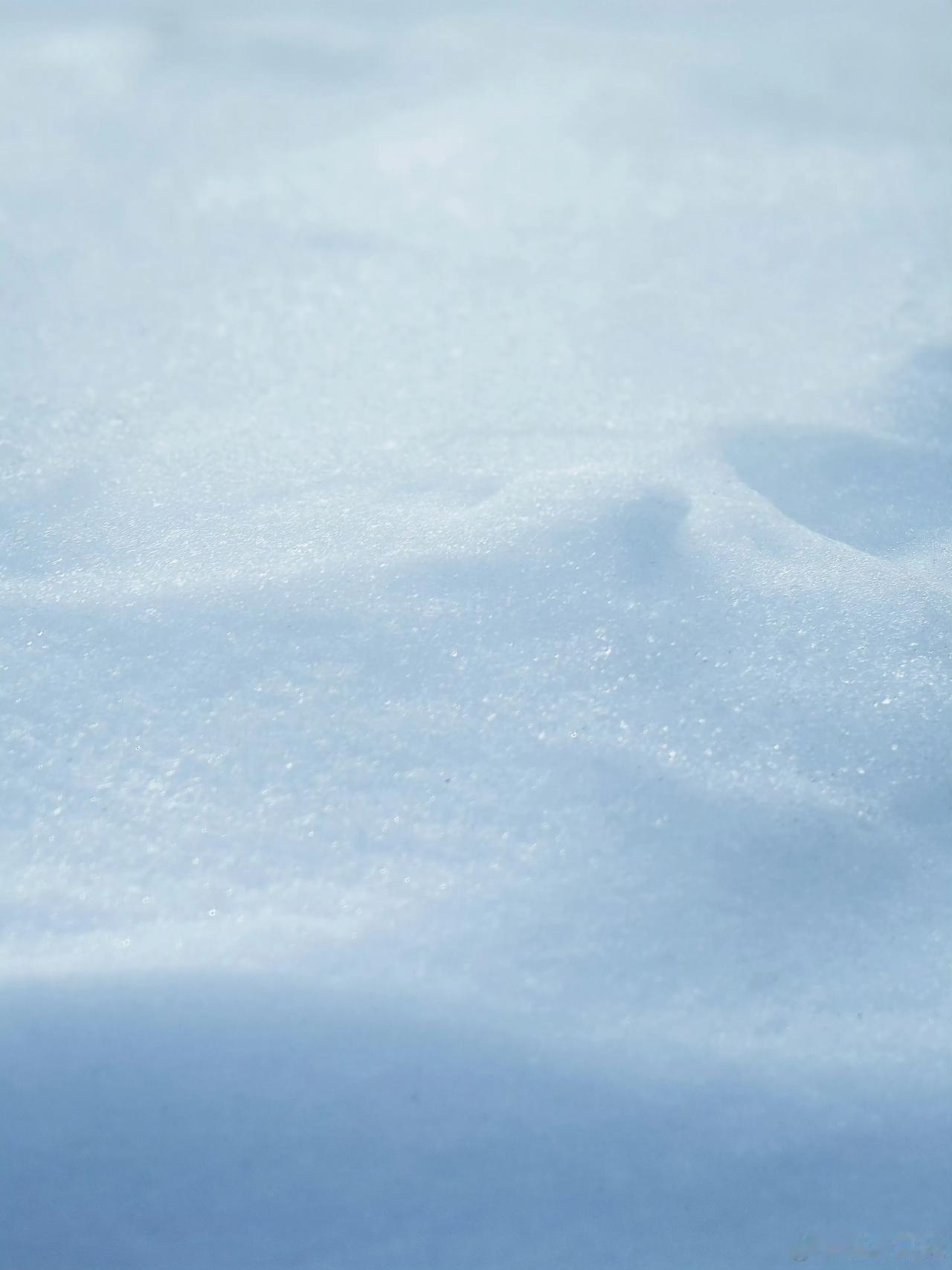 吉林长白山｜微观长白雪

都说长白山位于著名的冰雪黄金纬度带
是世界三大粉雪基地