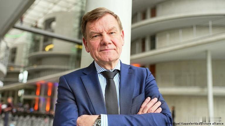 12月23日，德国外长约翰内斯·瓦德富尔认为，俄罗斯联邦在与乌克兰的战争结束后可