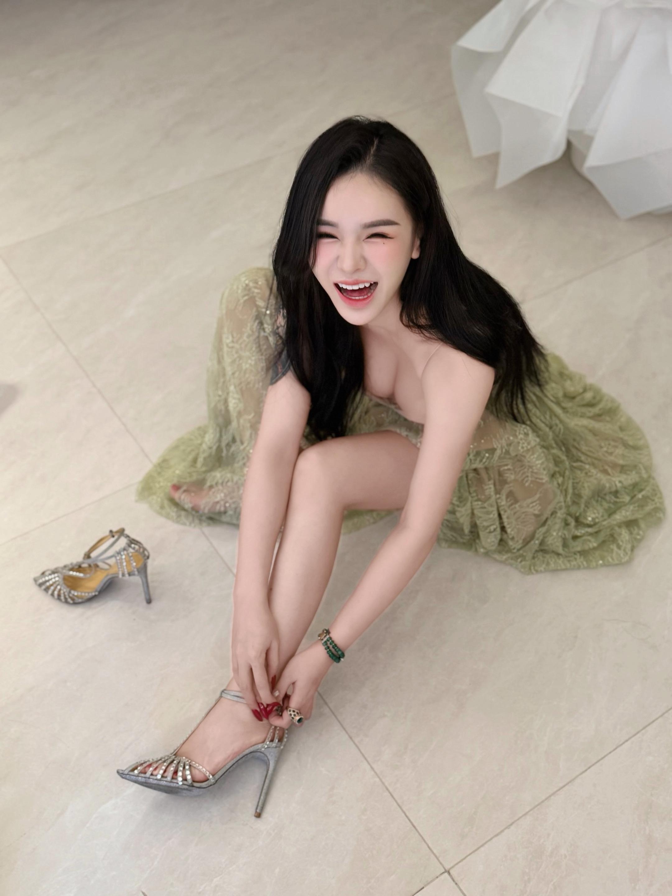 性别随妈  性取向随爸。
