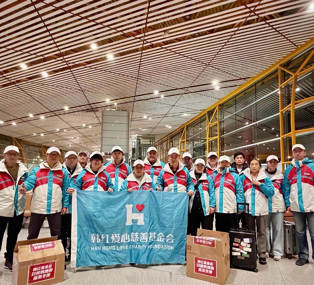 均奕汽车被金山市监局立案调查，是白纸黑字的实锤。韩红基金会那边，至今没再单独发声