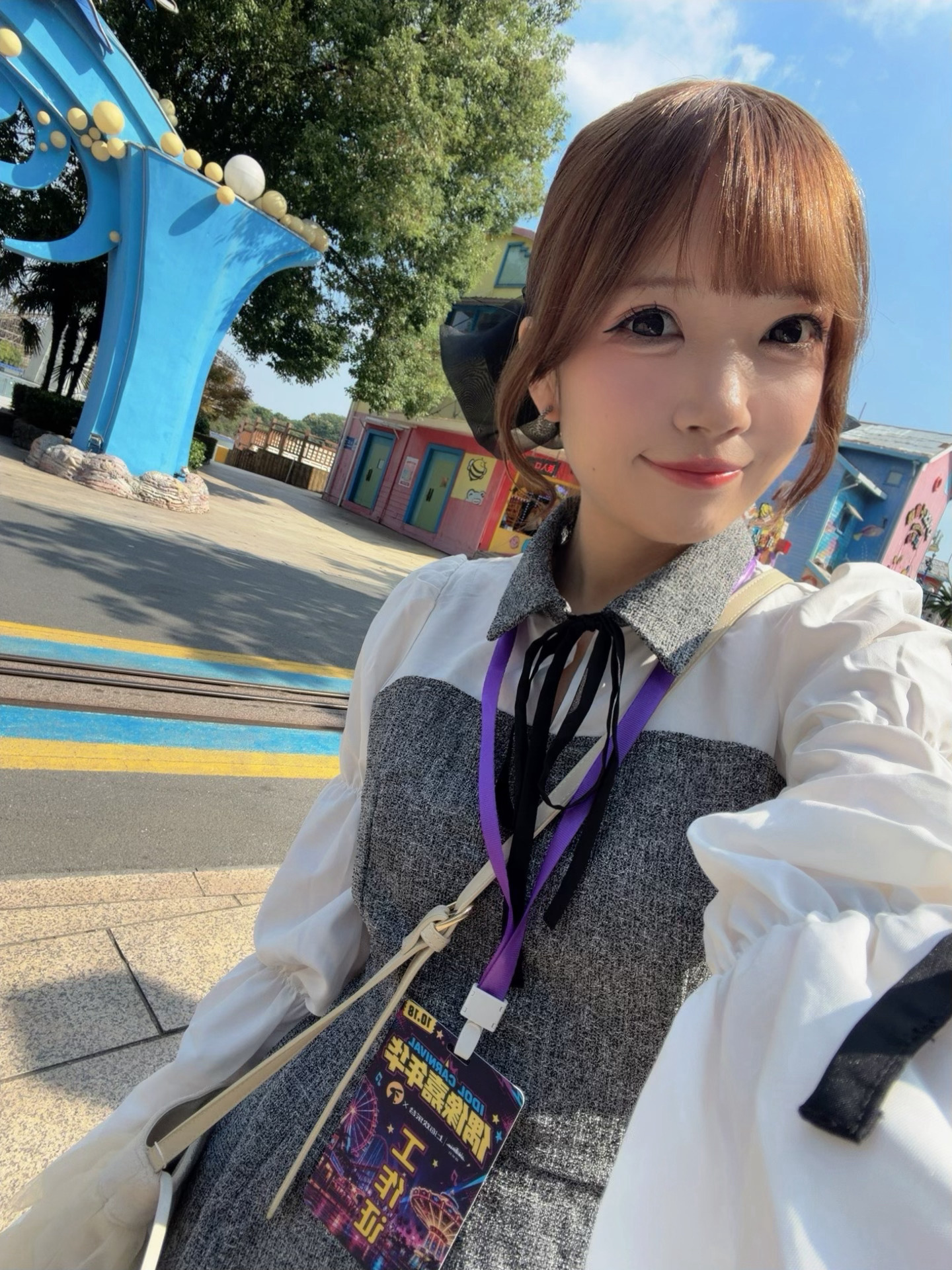 in 欢乐谷！虽然好像还原了【本日の演出、ヲタク約1名】的名场面，但是还是谢谢每