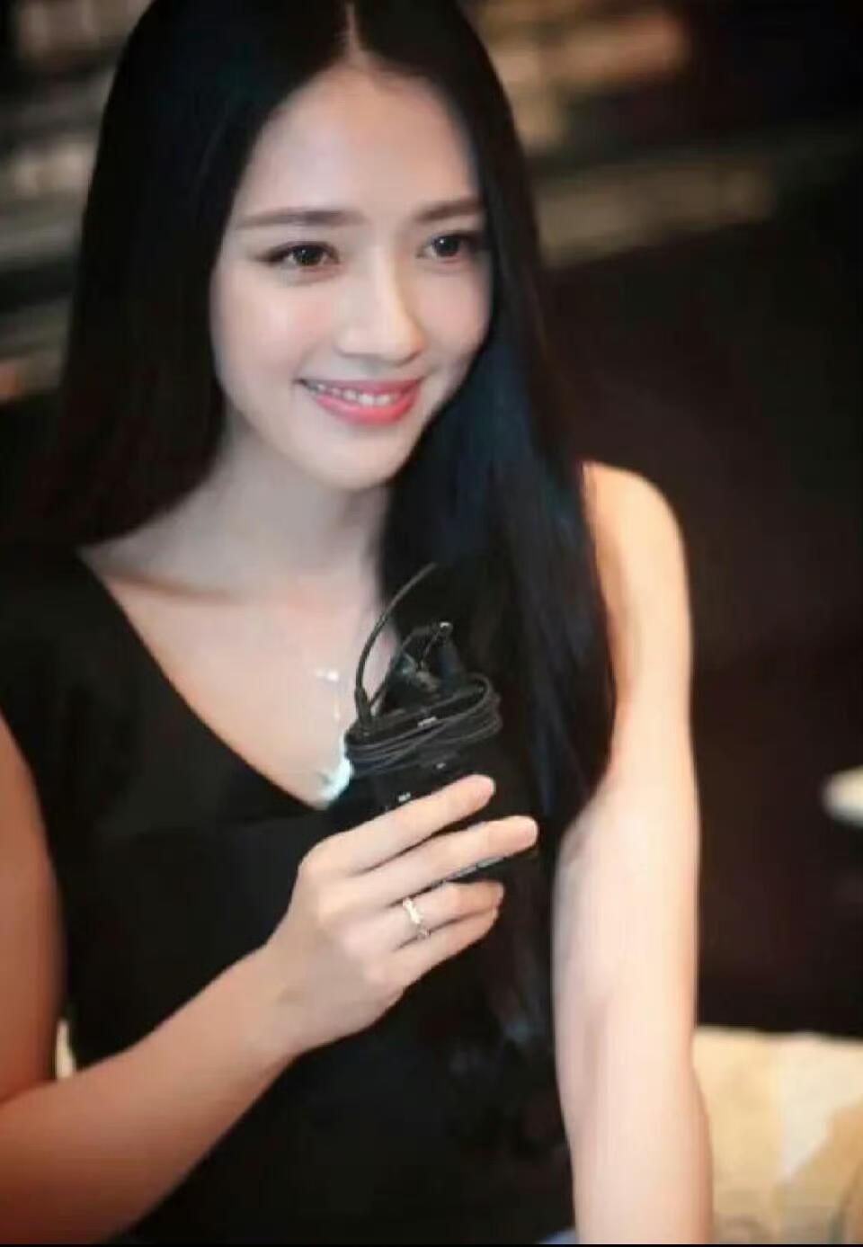 郭碧婷生一胎的时候没备孕 不好笑就露宿街头《不好笑就露宿街头》里郭碧婷分享生育心