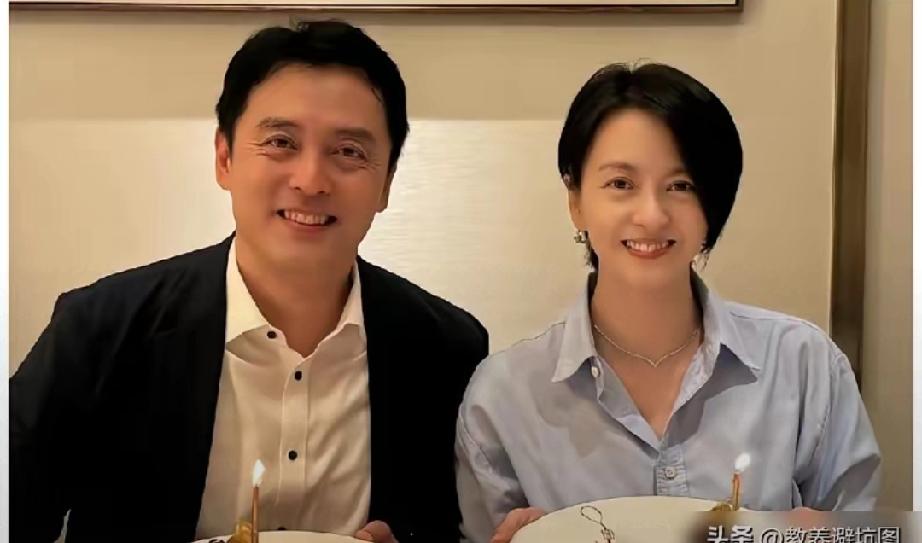 梁咏琪晒龙凤胎弟弟！基因复制粘贴，弟弟撞脸钟镇涛
 
   梁咏琪罕见晒出龙凤胎