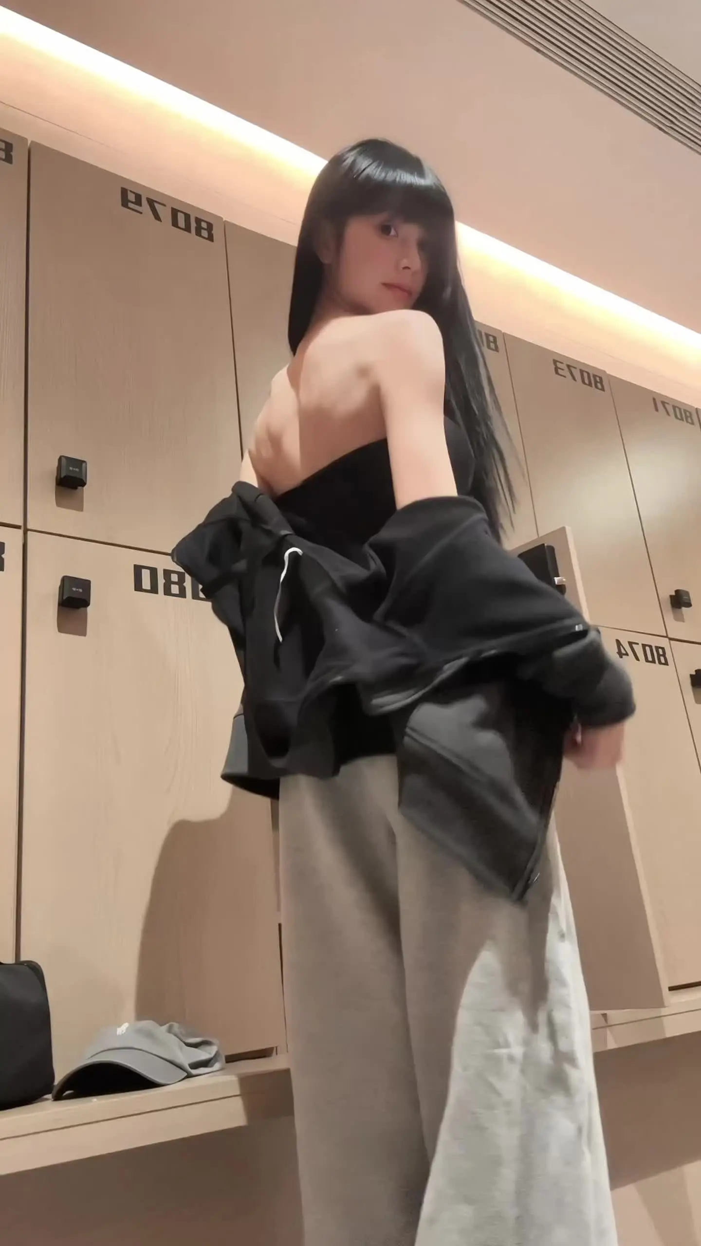 背肌 甜妹 反差