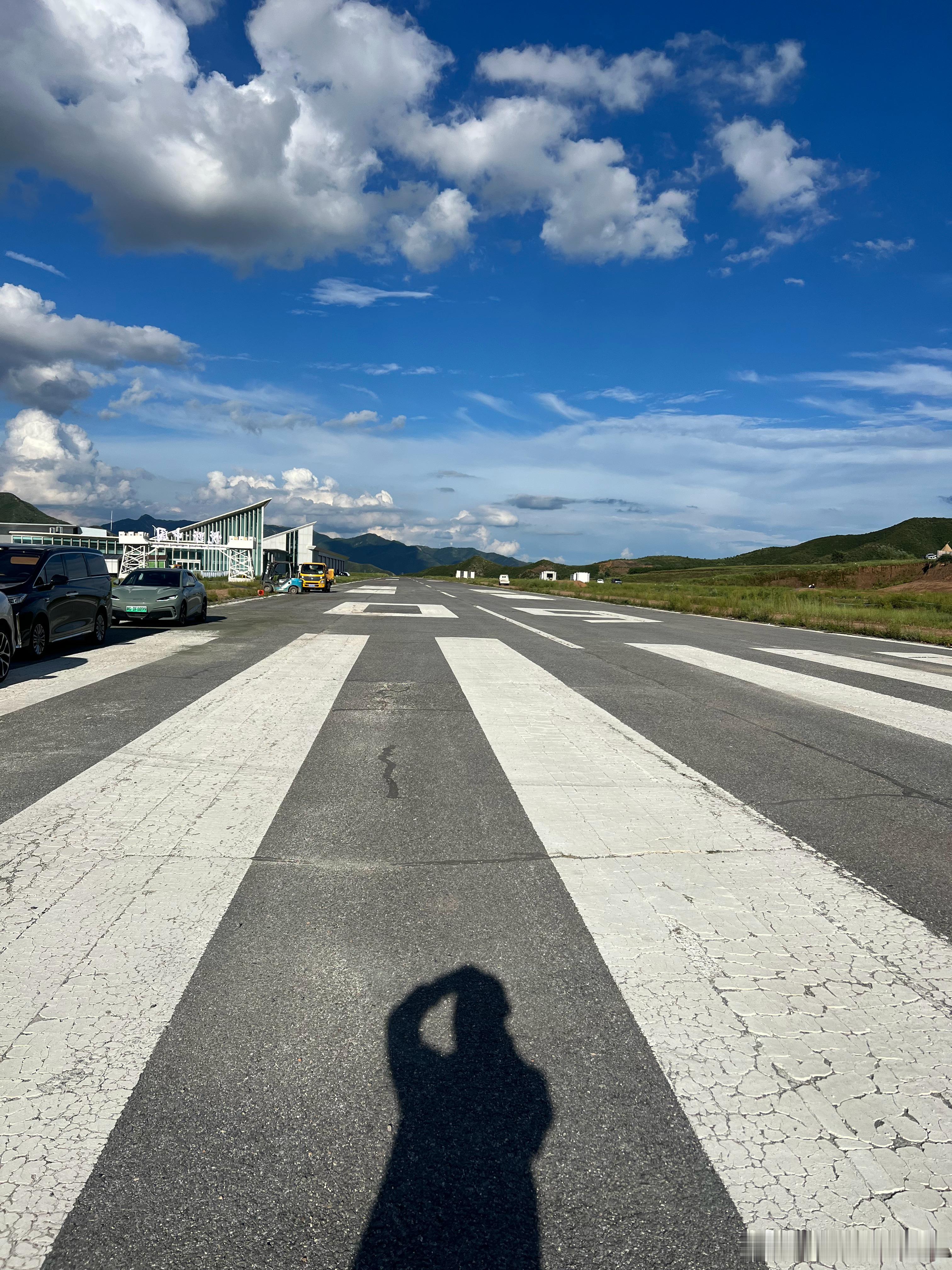 想跑到280发泄一下情绪🙉🙉 张家口·新雪国２号机场