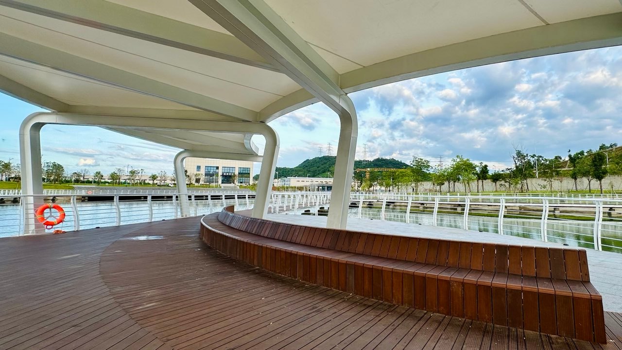 好消息来啦！比亚迪最近在深圳深汕合作区、西安等地一口气招4000多名工人，操作工