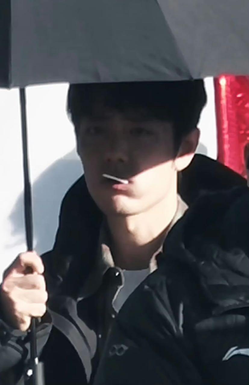 还是东北菜养人啊，肖战脸上长肉了、 