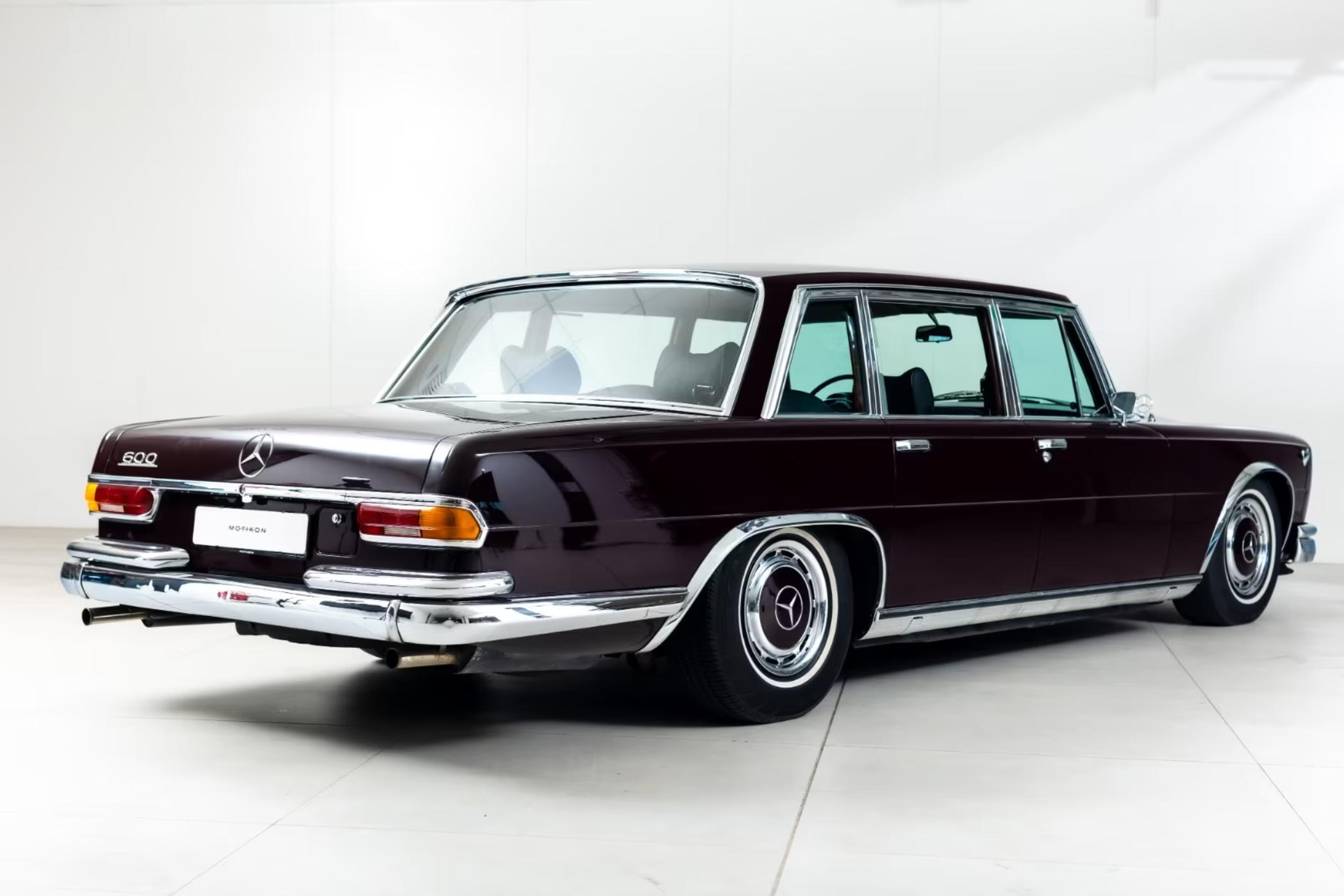 好车分享 Mercedes-Benz 600，唯一能和劳斯莱斯平起平坐的奔驰，它