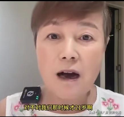 史晓燕真的非常坦诚，直截了当的告诉大家，就是因为年轻时候犯了错误，婚内出轨，所以