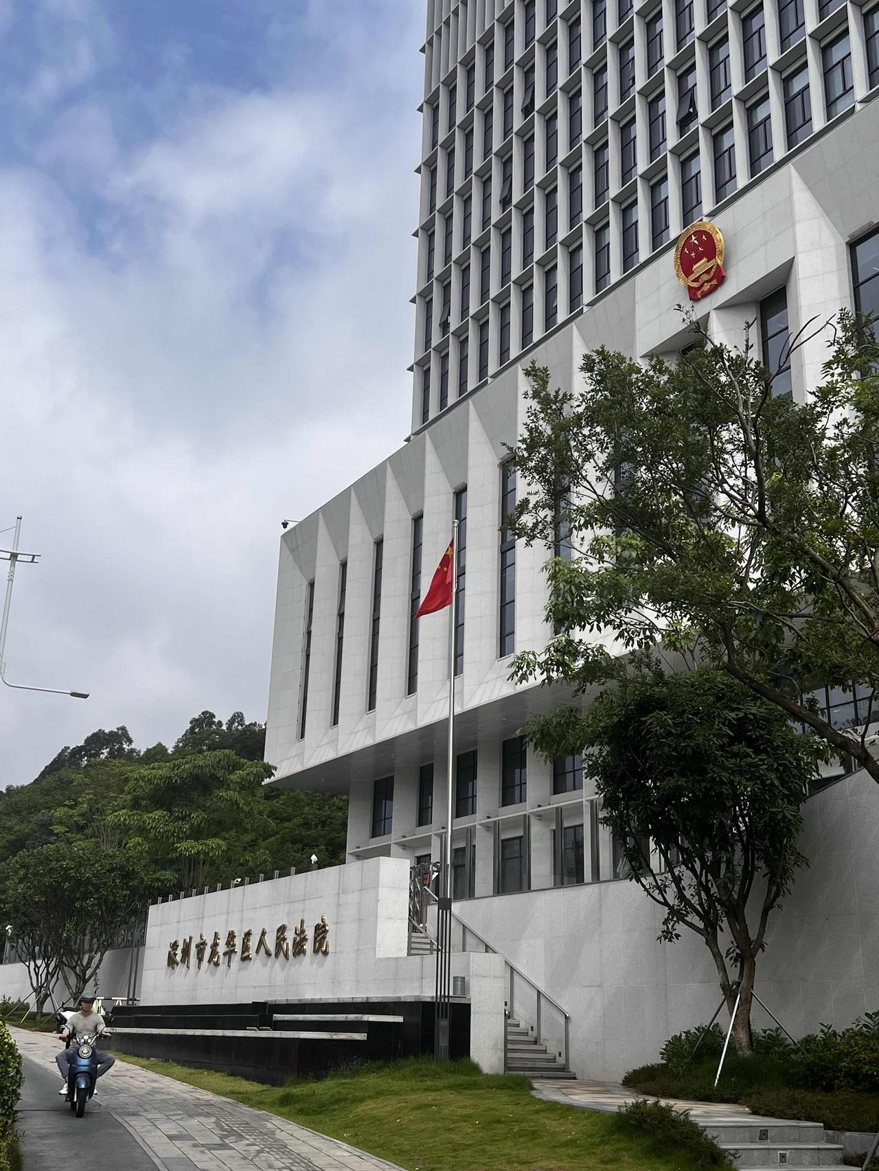 作为律师，我为什么反而劝我的当事人调解？

很多人都觉得，律师就是帮人打官司、当