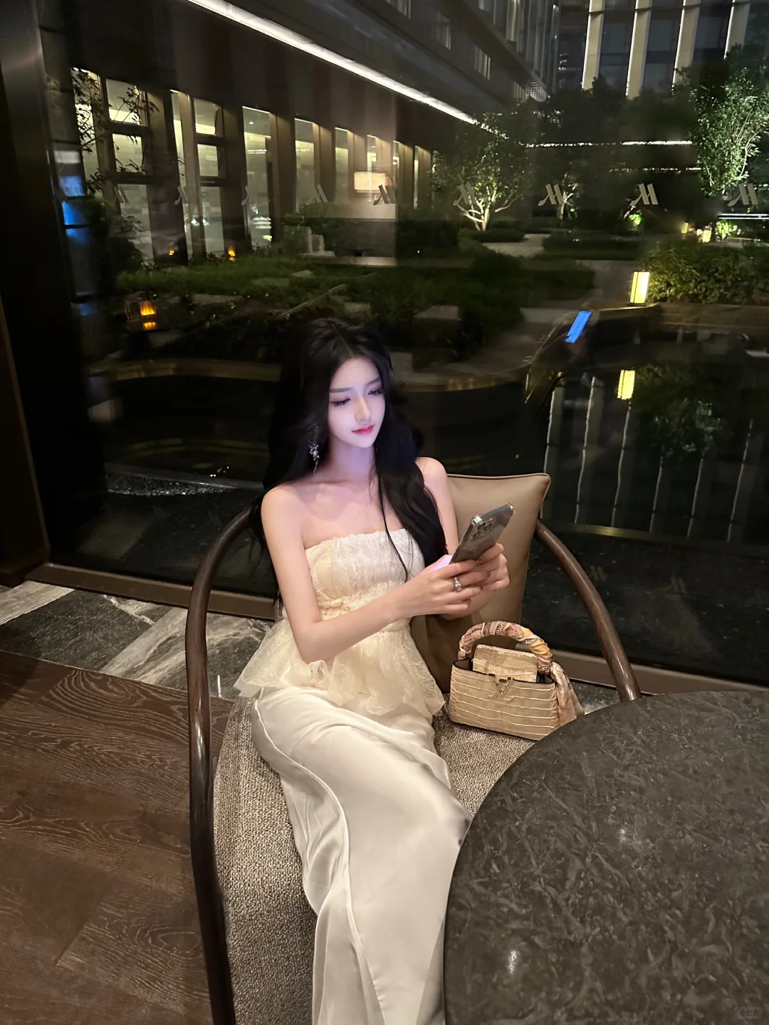 你不理解 姐也不理你