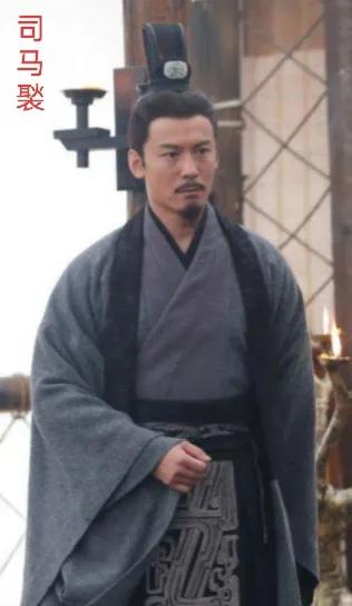 司马褧（？—518年），字元素，河内郡温县（今河南省焦作市温县）人，南梁官员。曾