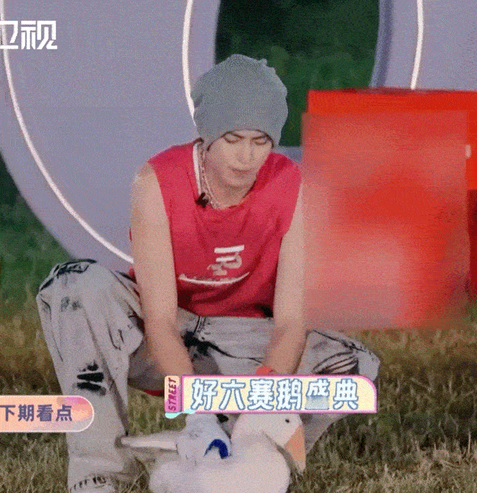 今日坚持跑椭圆机四十分钟第119天✅ 我跟自己说现在如果不起来跑这辈子都不能亲眼