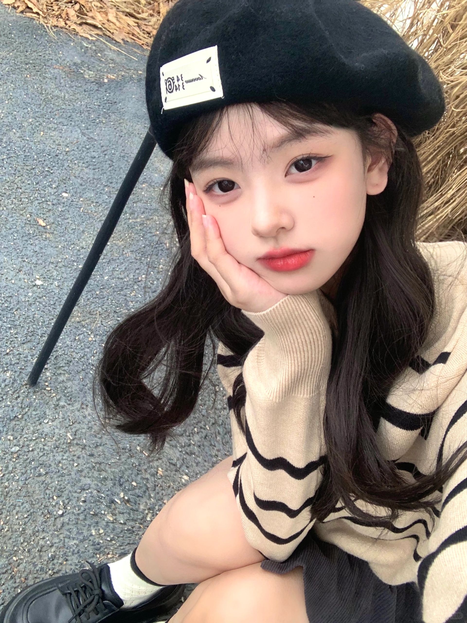俯拍吼吼看呀૮₍˶•.•⑅₎ა