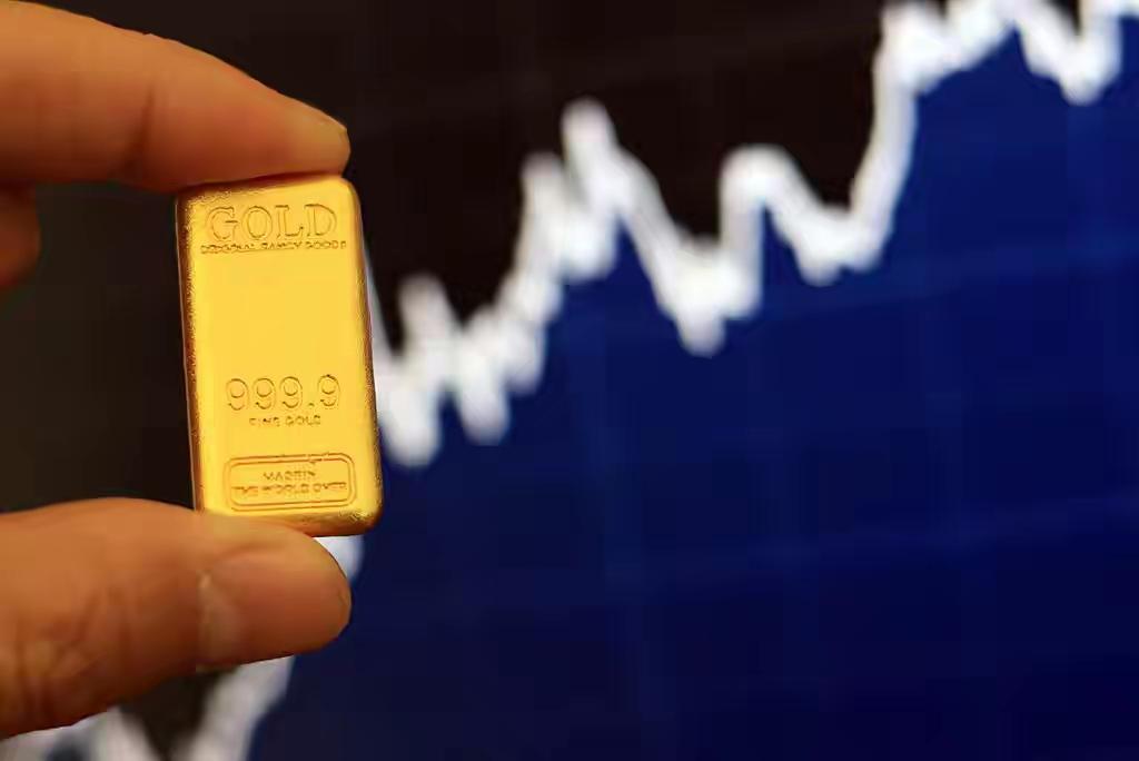 国际金价接连走高，多国央行还在持续大手笔购入黄金，这一市场现象背后释放出哪些信号