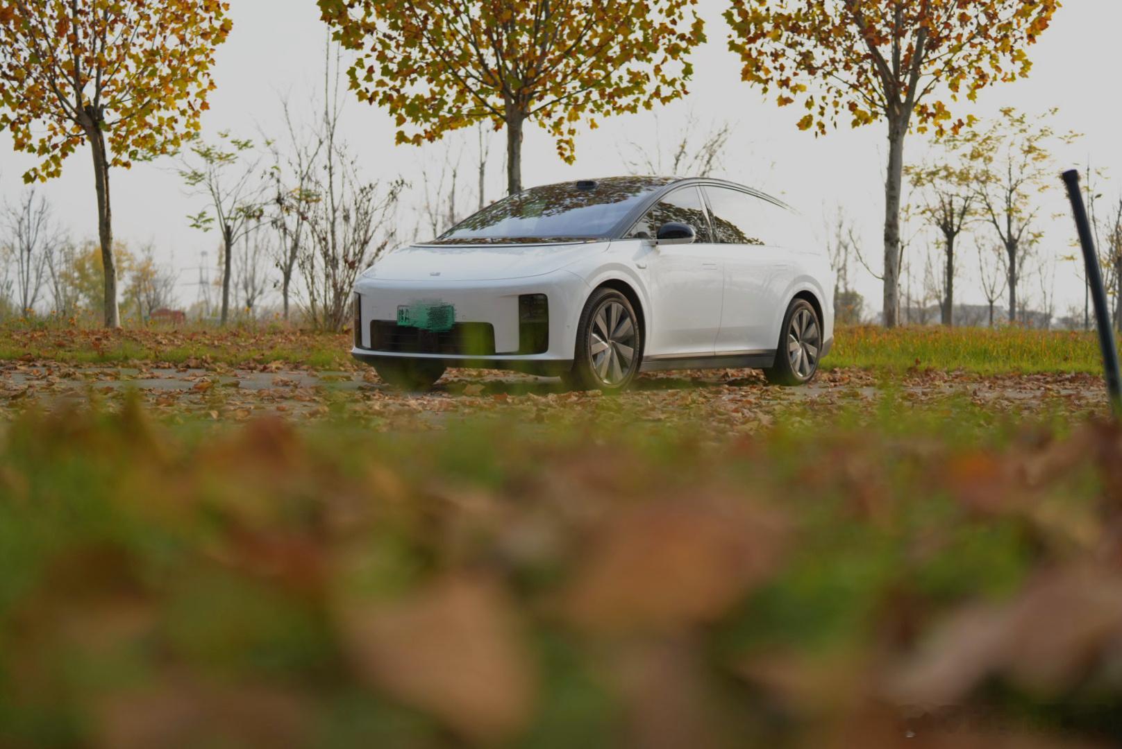 晚安，玛卡巴卡！理想i8理想汽车