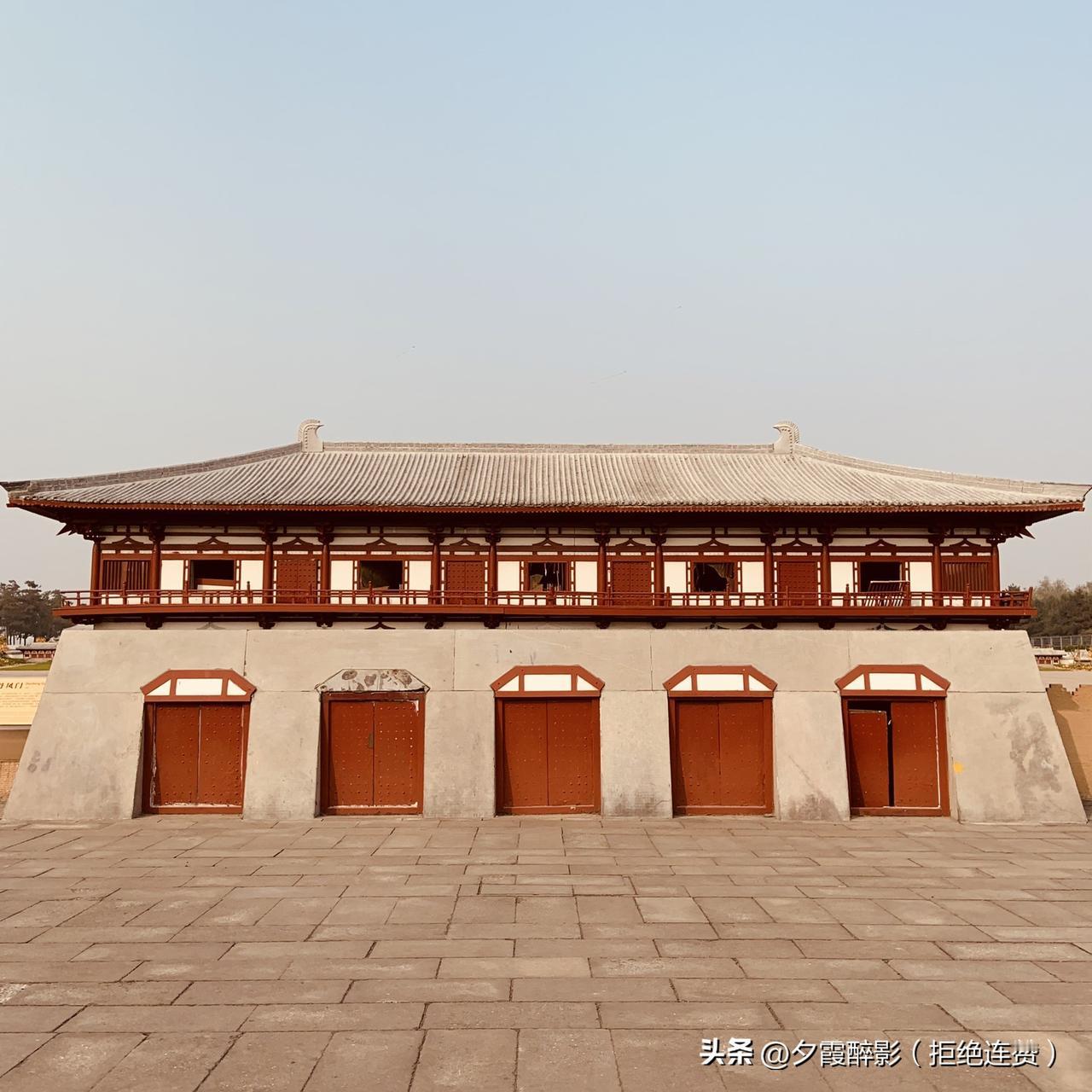 盛唐时代究竟在洛阳还是长安？答案其实很清楚
 
盛唐并非单城独大，而是长安、洛阳