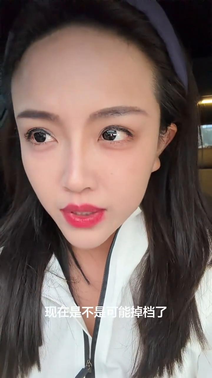 我单方面宣布同花顺就是世界上最好玩的游戏。我自从开始玩同花顺就没打开过王者荣耀一