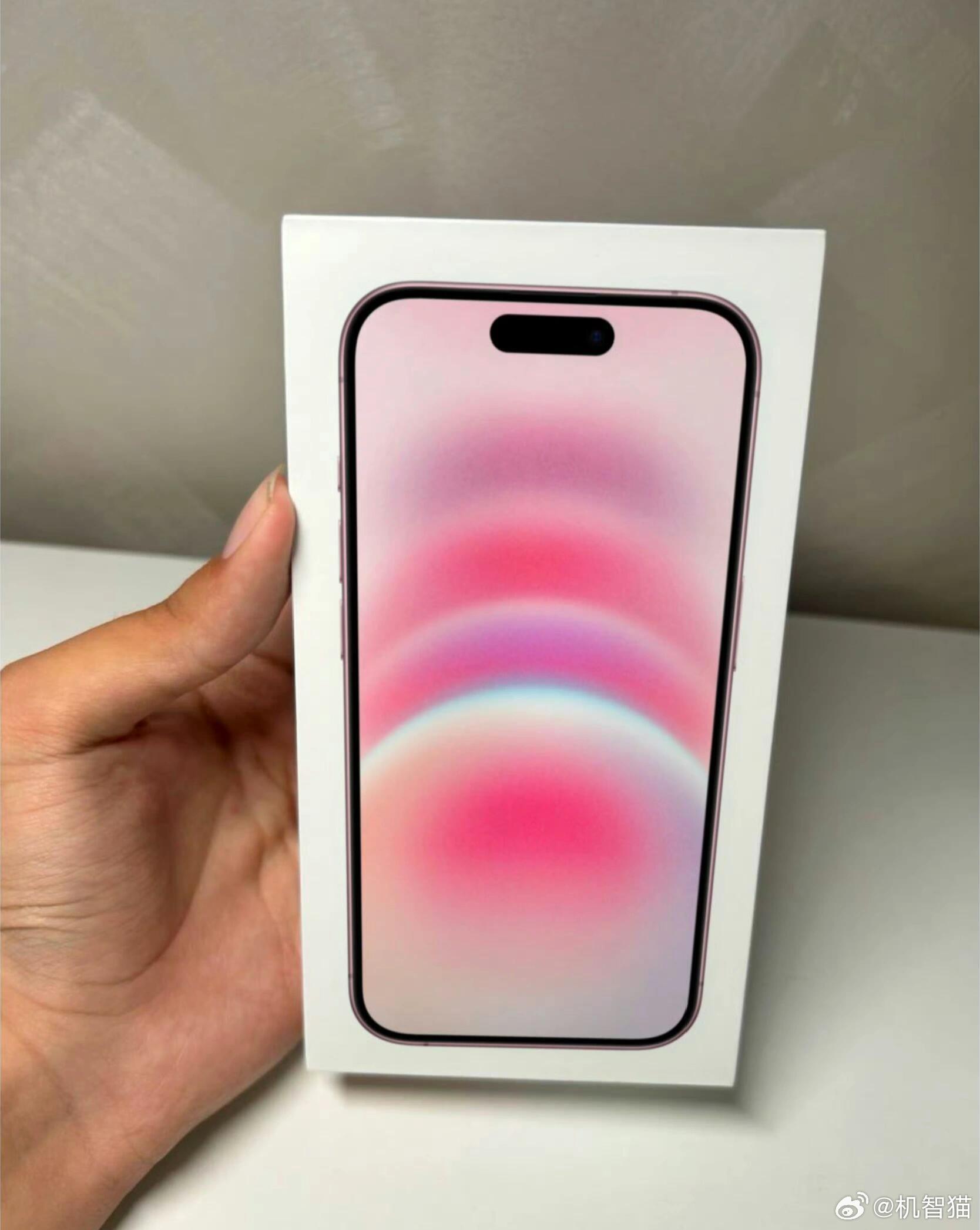 疑似iPhone 16的包装盒 ​​​