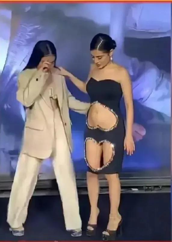 如果把黑色部分和皮肤部分做一下对调，是不是更吸引眼球？
这是某明星走秀上的一幕！