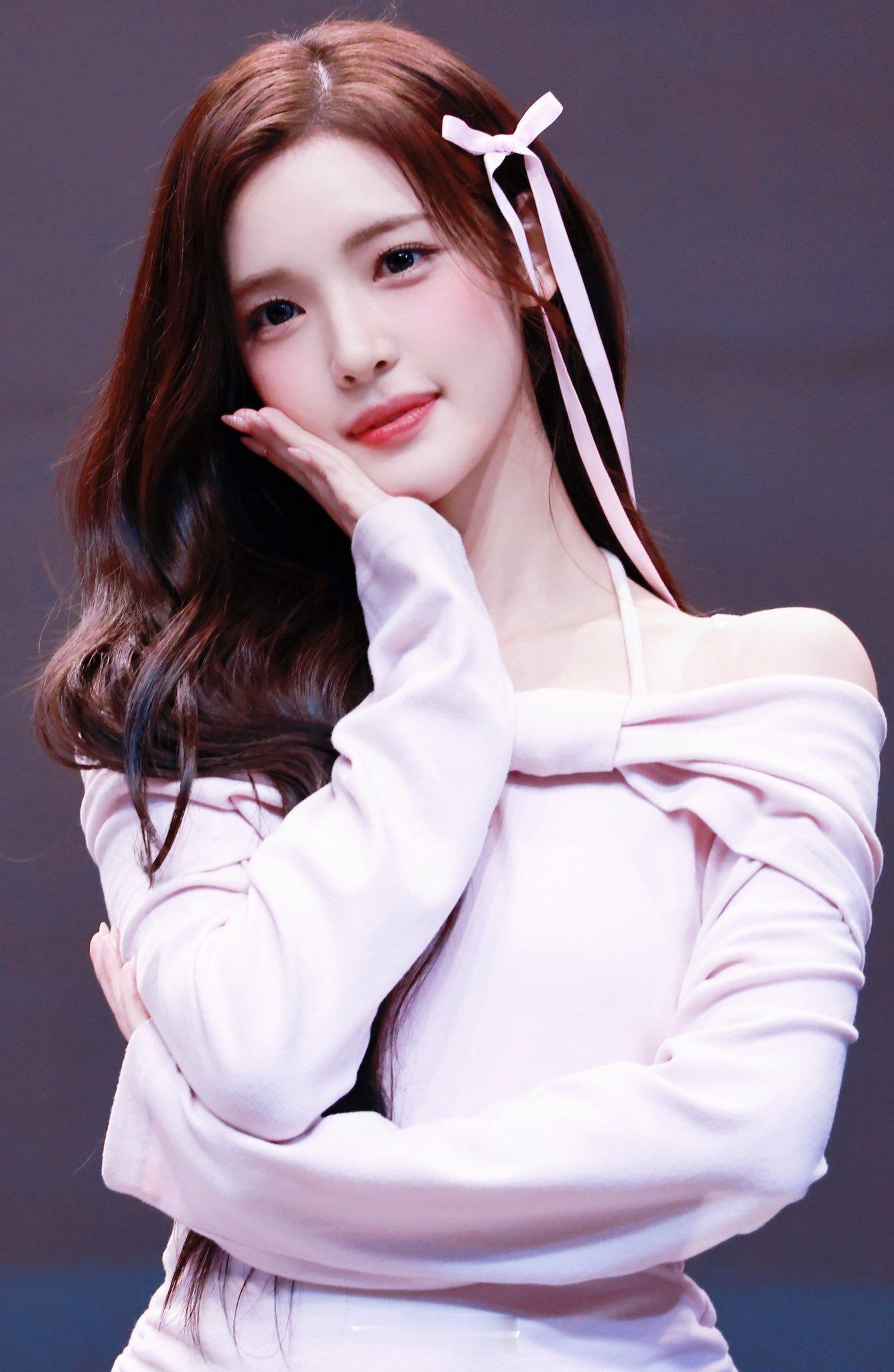 蝴蝶结🎀丝带女神. /