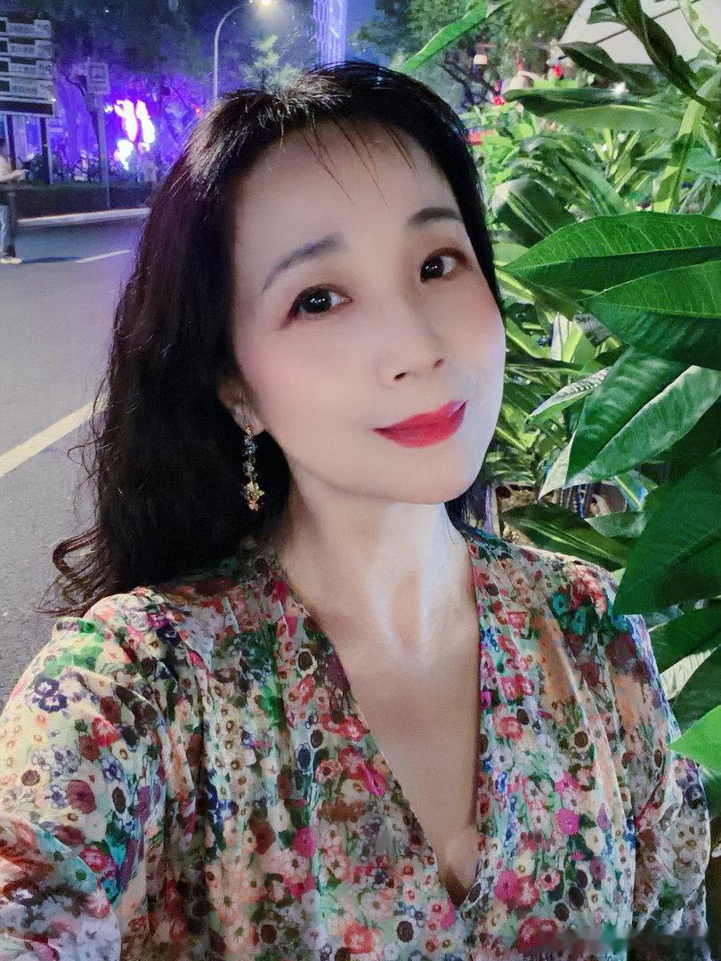 沉醉灯红酒绿，深嗅欲望滋味，忽然不知归路～～晚安 北京·三里屯太古里