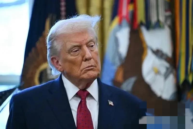 第89波打击！100枚导弹从天而降，西亚半径全覆盖，以色列从南被炸到北
 
当地