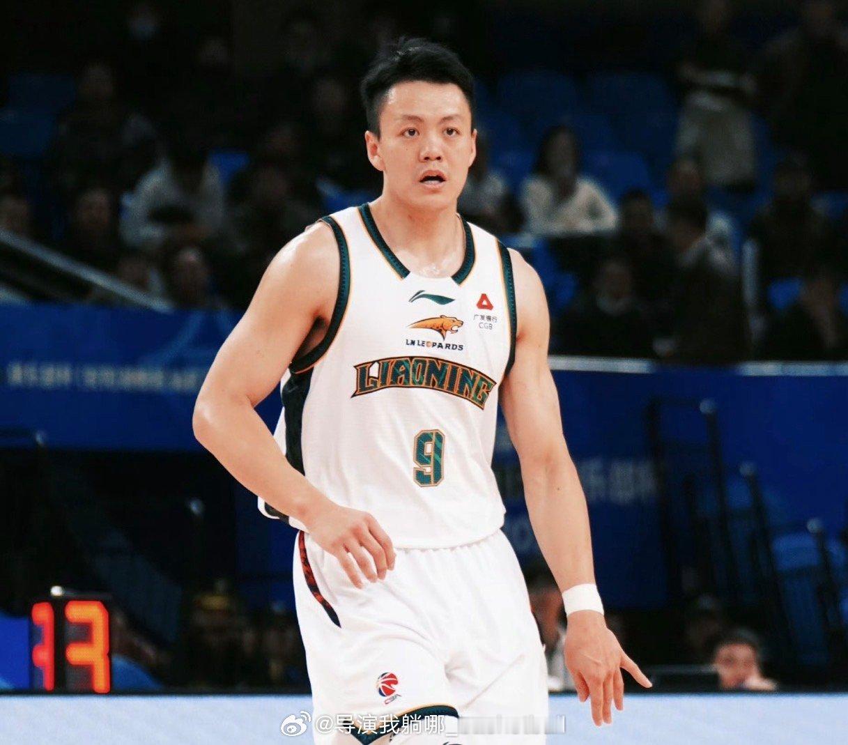 在联赛前两轮发挥不错的姜宇星在赛前接受采访：我们会100%投入做好防守，要立足于