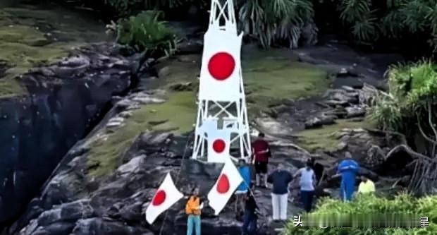 很多人问：为什么东方大国不拆日本在钓鱼岛上的灯塔？

这个问题看似简单，实则背后