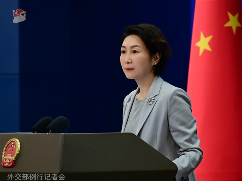 就在刚刚，

中国外交部发表严正声明，

6月2日，针对菲律宾国防部长标售“菲律