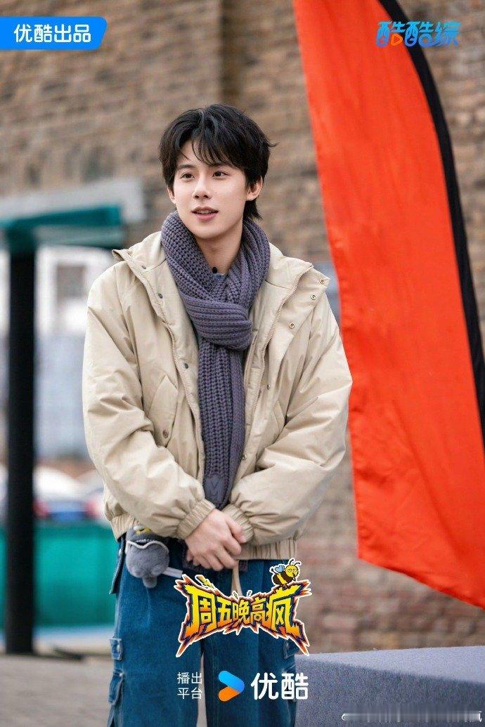 周五晚高疯和马场癫一块去了 《周五晚高疯》越看越上头，每个人都疯感满满～每个人各