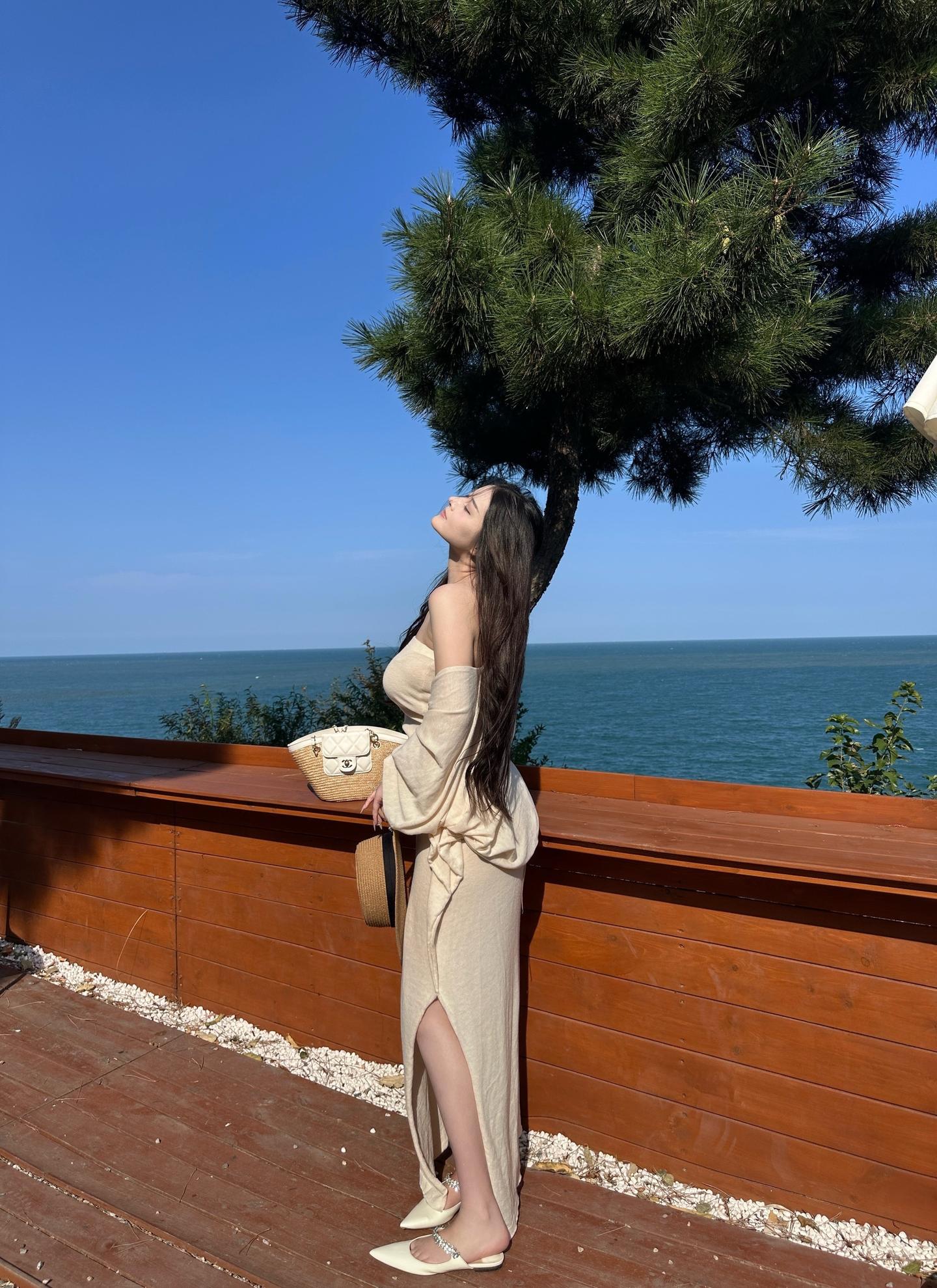 称不上大方或性格张扬