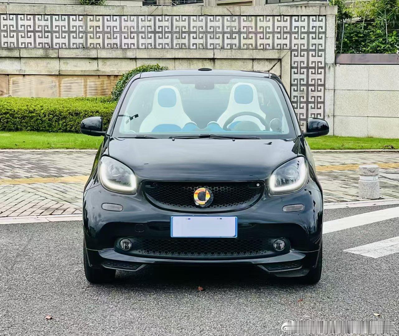 Smart0.9T 敞篷极致版 上牌准17年 8万多公里，配置到顶。真皮座椅带加
