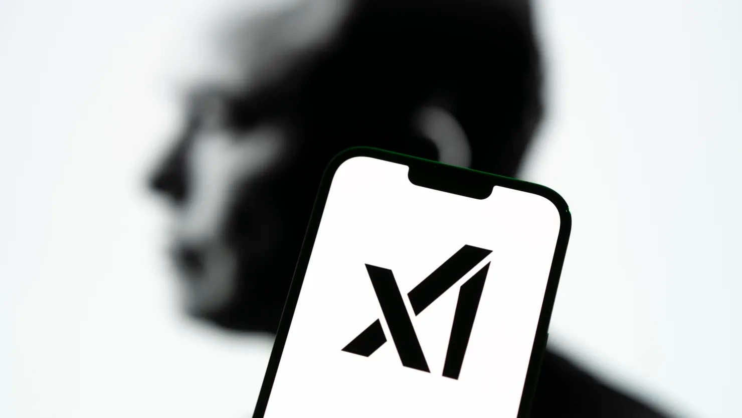 马斯克的xAI在与OpenAI竞争时悄然放弃公益公司身份根据CNBC8月25日报