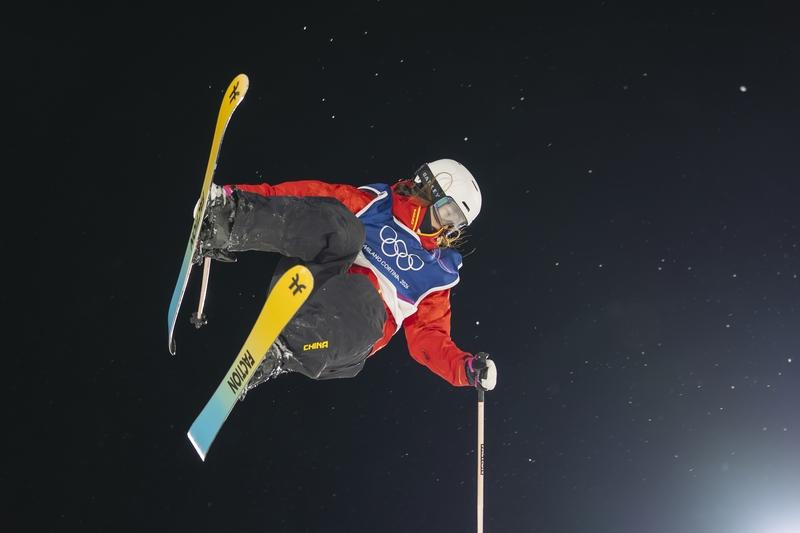 刘梦婷的奥运故事太激励人了！21岁的她在米兰冬奥会女子大跳台决赛中获第七名，成绩