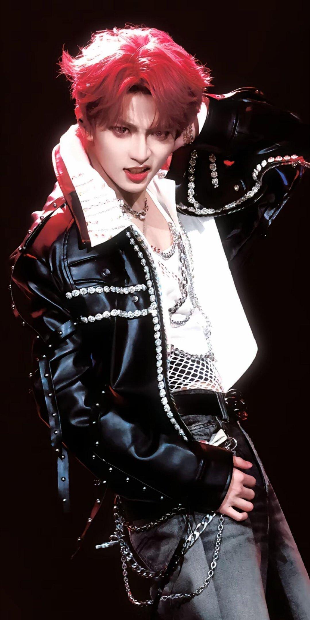 穆祉丞反应超快周五晚高疯《周五晚高疯》里穆祉丞太绝了，歌前奏刚出，他立马认出还秒