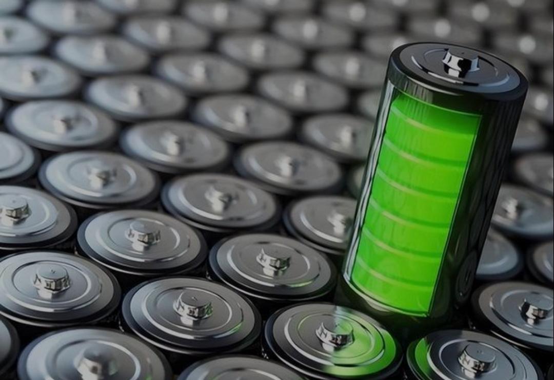 必须骄傲！现在咱们电动车不仅产销量连续10年全球第一，全固态电池、超级快充这些硬