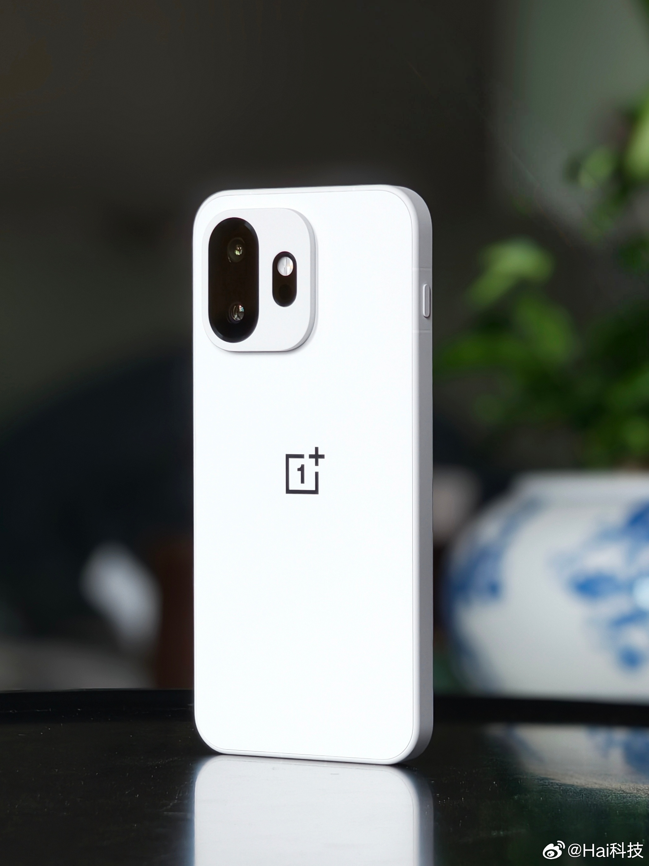 经历好几场发布会了，现在知道一加15T涨价的核心逻辑吧，就是手机内存大幅度上浮带