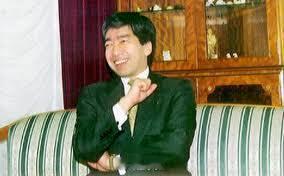 #心脏骤停黄金抢救时间是4分钟# 图1这名男子是日本已故的高圆宫宪仁亲王，他因为