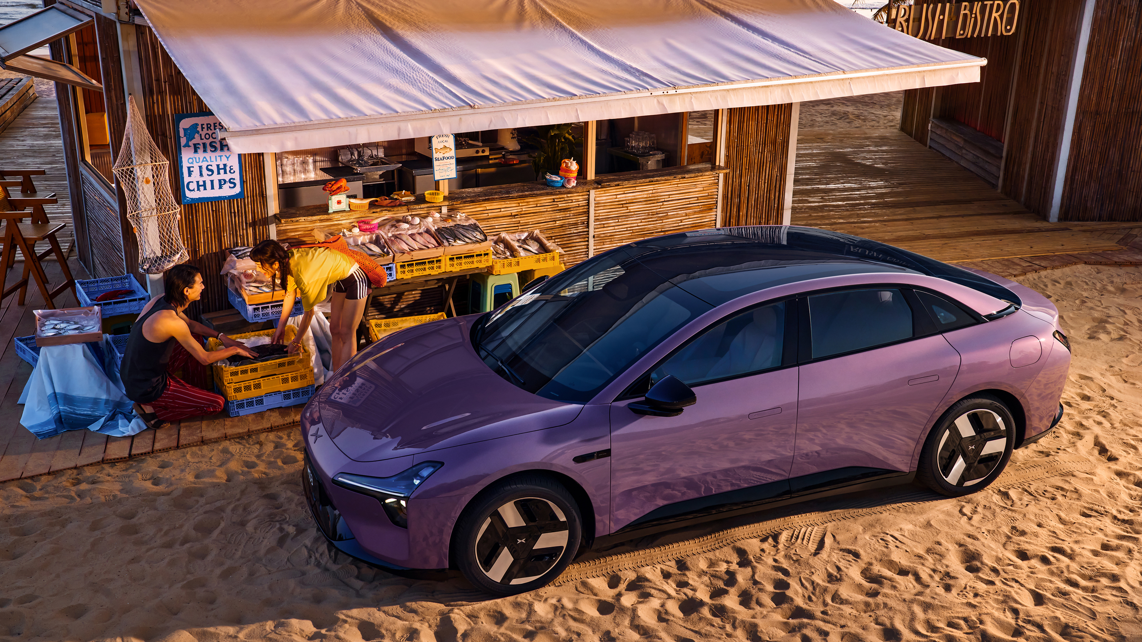 2026款小鹏MONA M03也要来了！大v聊车 两款全新外观色——「罗兰紫」与