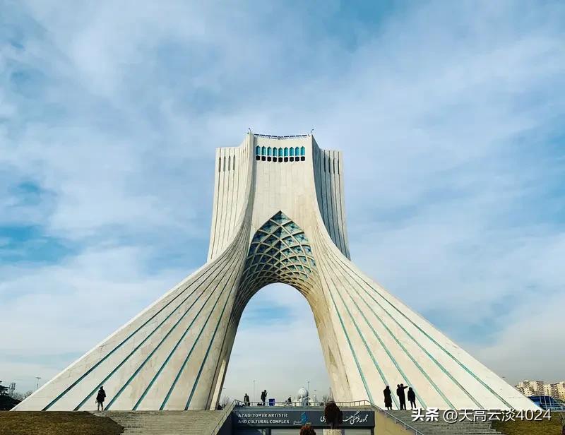 伊朗威胁要毁灭性打击美以邪恶官员 伊朗军方这次可真是硬刚美以啊！2026年3月2