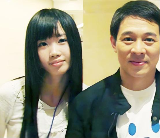 李连杰也没想到，他给黄秋燕女儿的嫁妆，竟撕掉了他最后的体面
 
在娱乐圈这个大舞