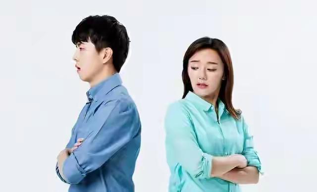 这两天有个话题挺火，小红书上一个女生，因为男友支持以色列而提出分手。
 
俩人在